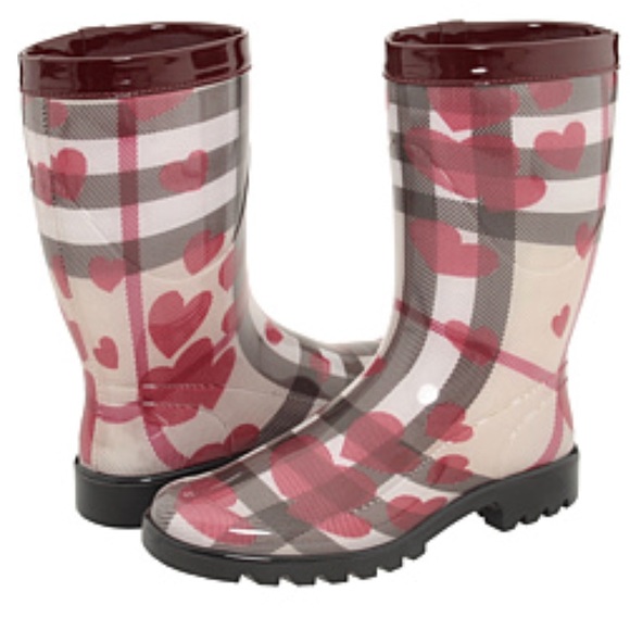 burberry heart rain boots
